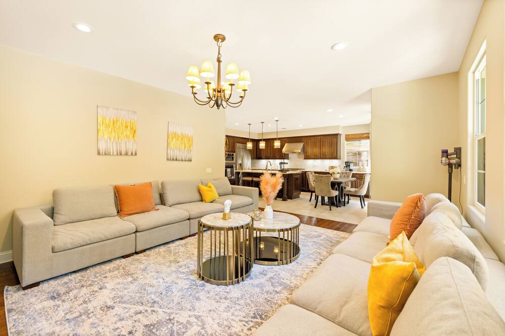 Photo of Livingroom in Cypress Village