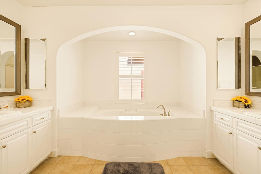 Photo of Bathroom in Cypress Village