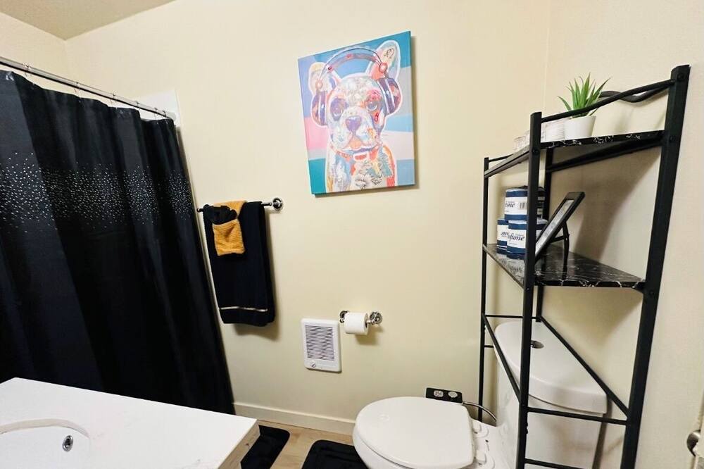Photo of Bedroom in Midtown Sacramento