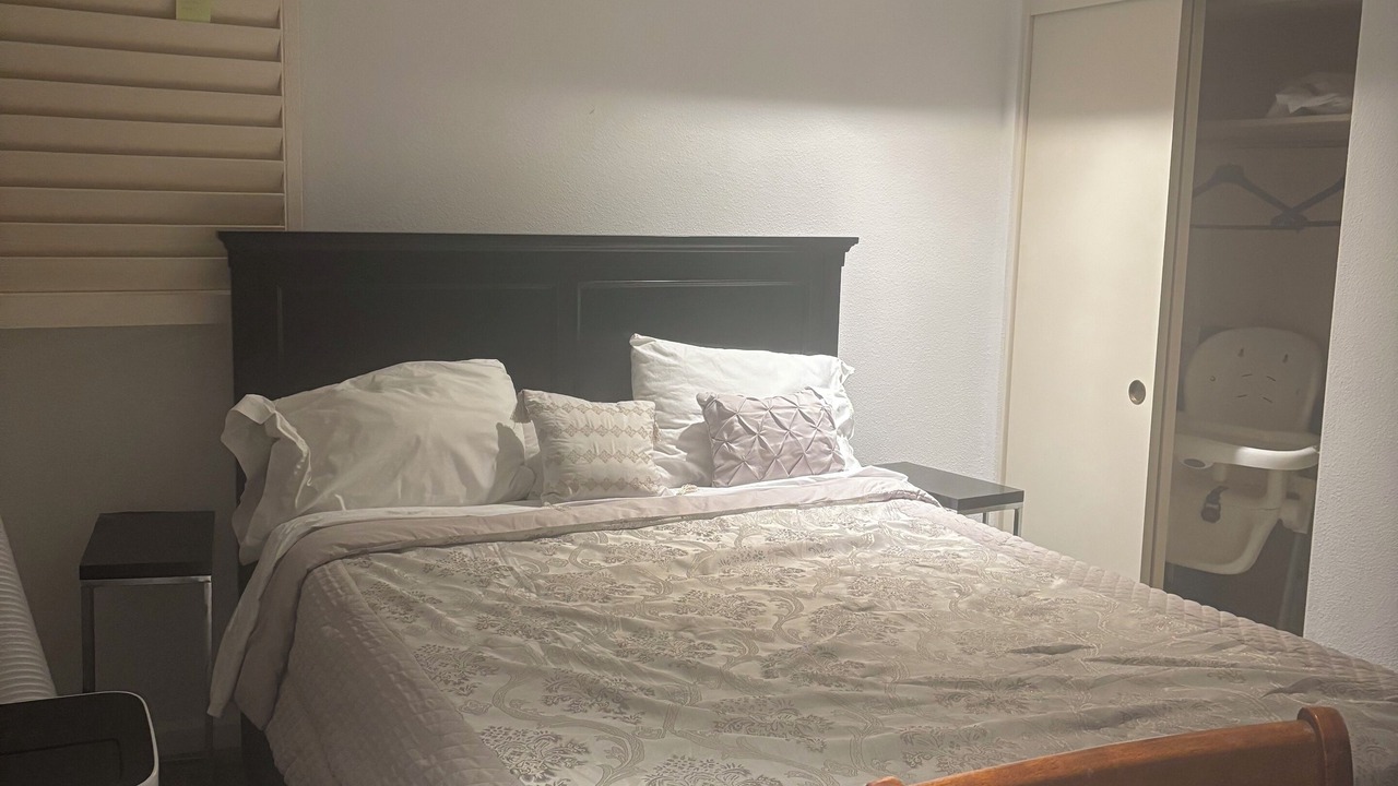 Photo of Bedroom in Laguna Niguel