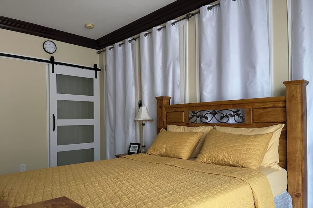 Photo of Bedroom in North Las Vegas