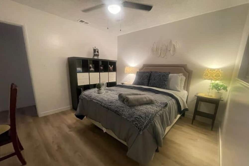 Photo of Bedroom in Bloomington