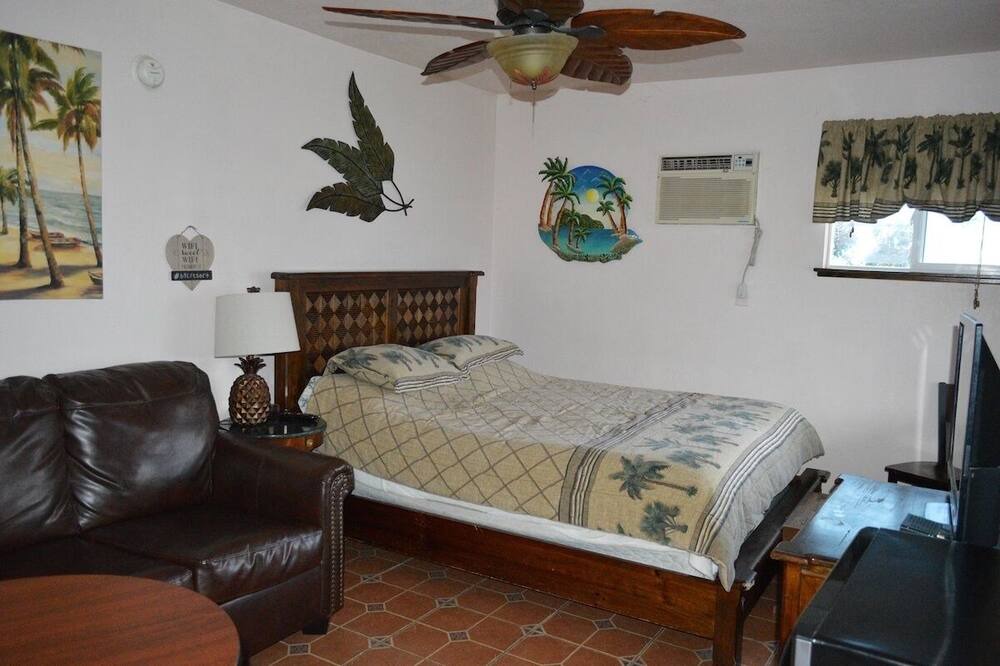 Photo of Bedroom in Wilbur Springs