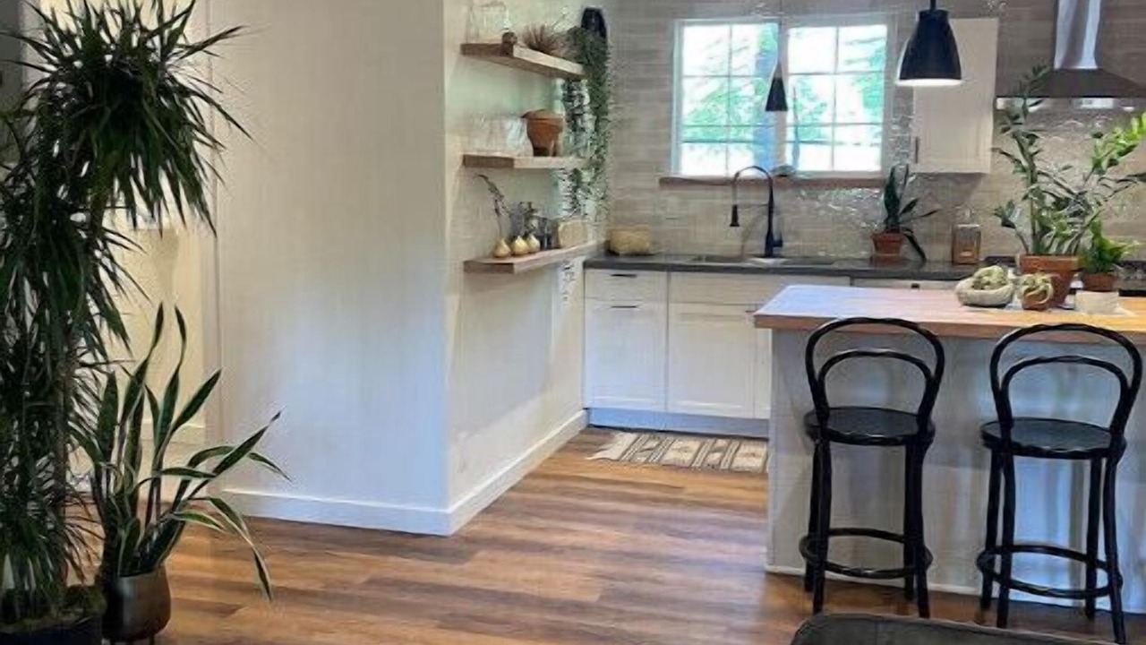 Photo of Kitchen in Myers Flat