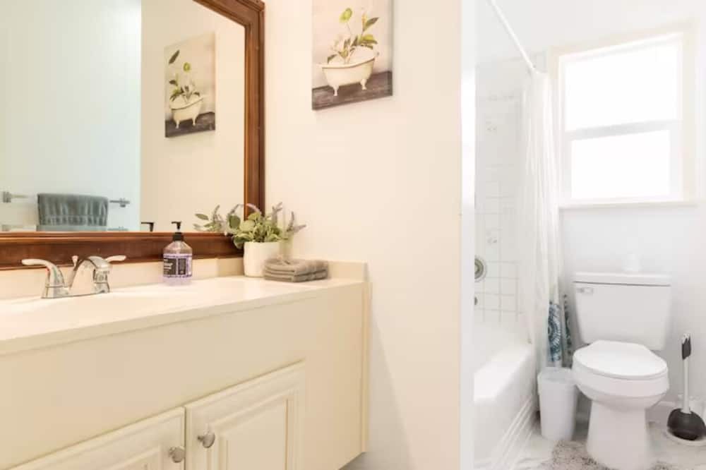 Photo of Bathroom in Brea
