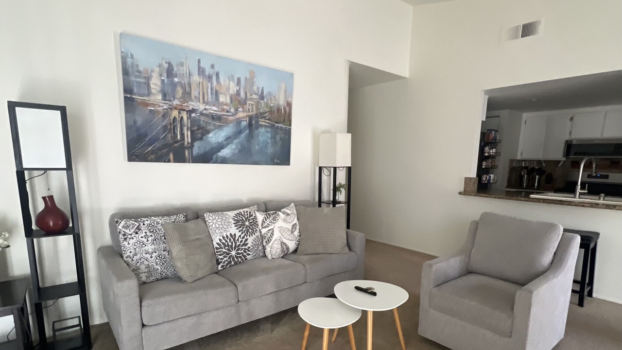 Photo of Livingroom in Rancho Penasquitos
