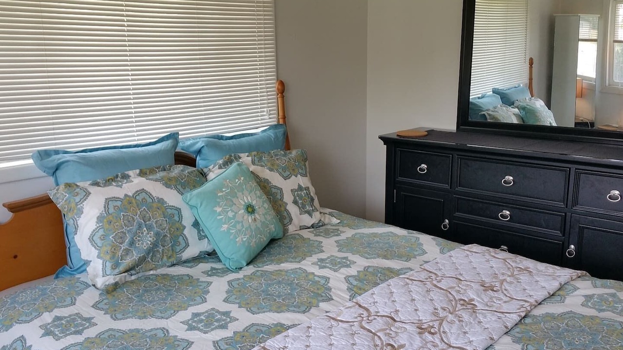Photo of Bedroom in Klamath Falls