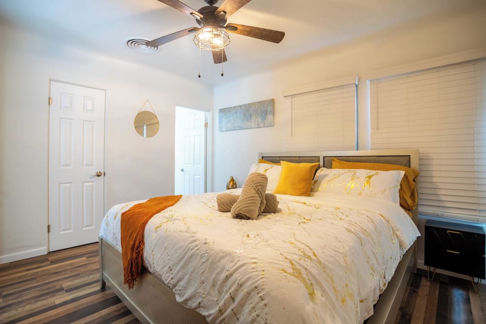 Photo of Bedroom in Yuma Townsite