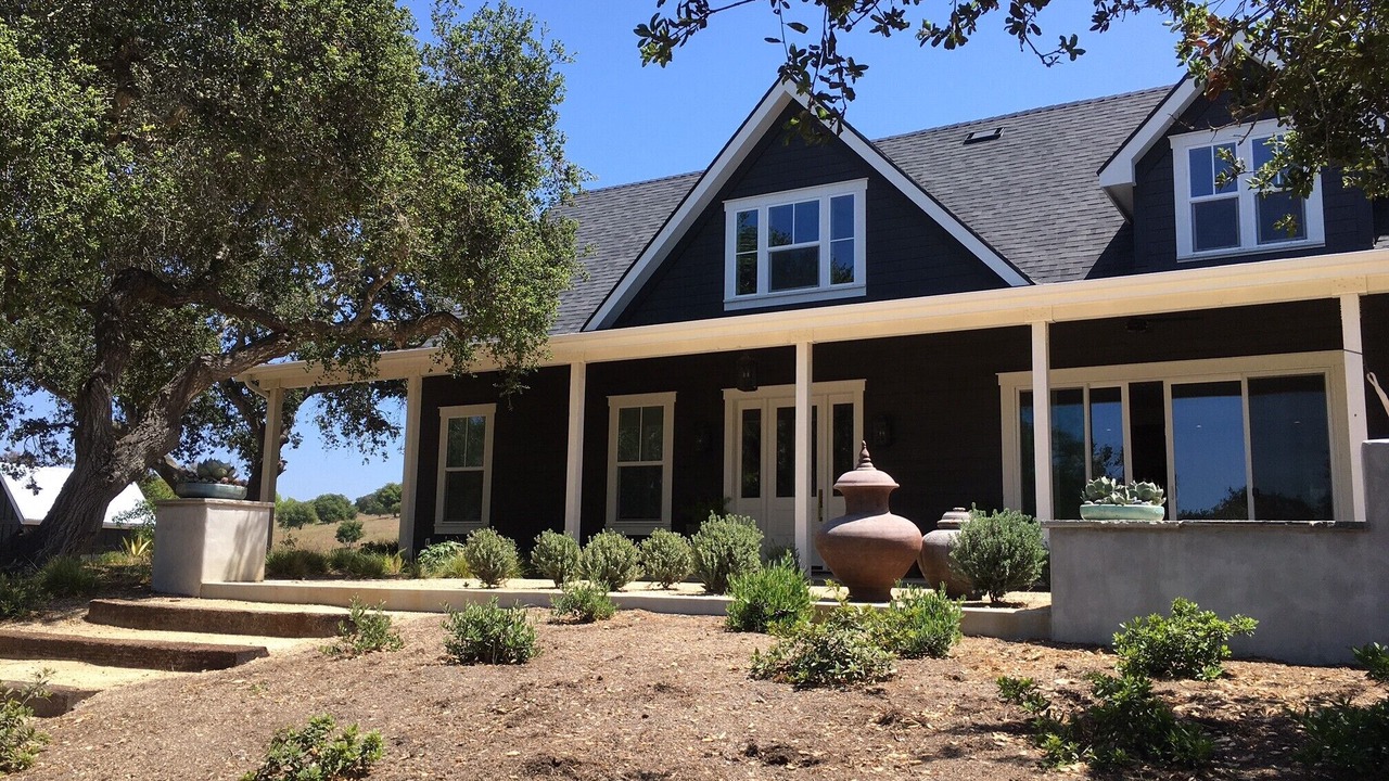 Photo of Buildings in Arroyo Grande