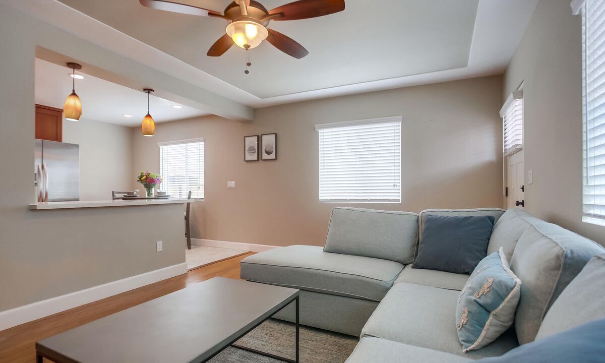 Photo of Livingroom in Ocean Beach