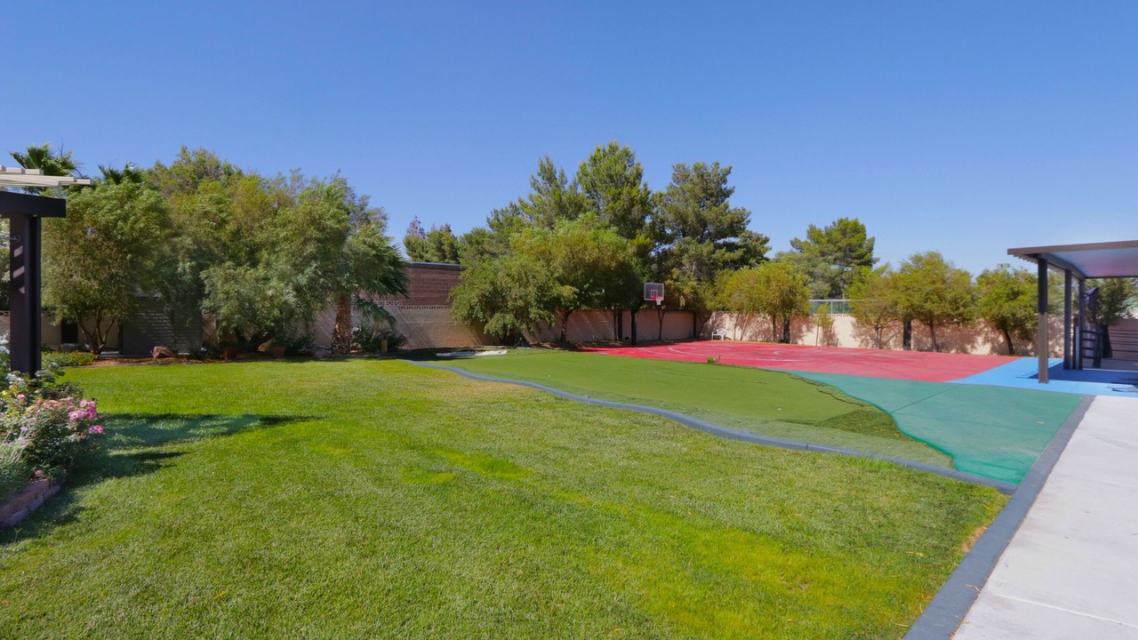 Photo of Outdoor in Spring Valley