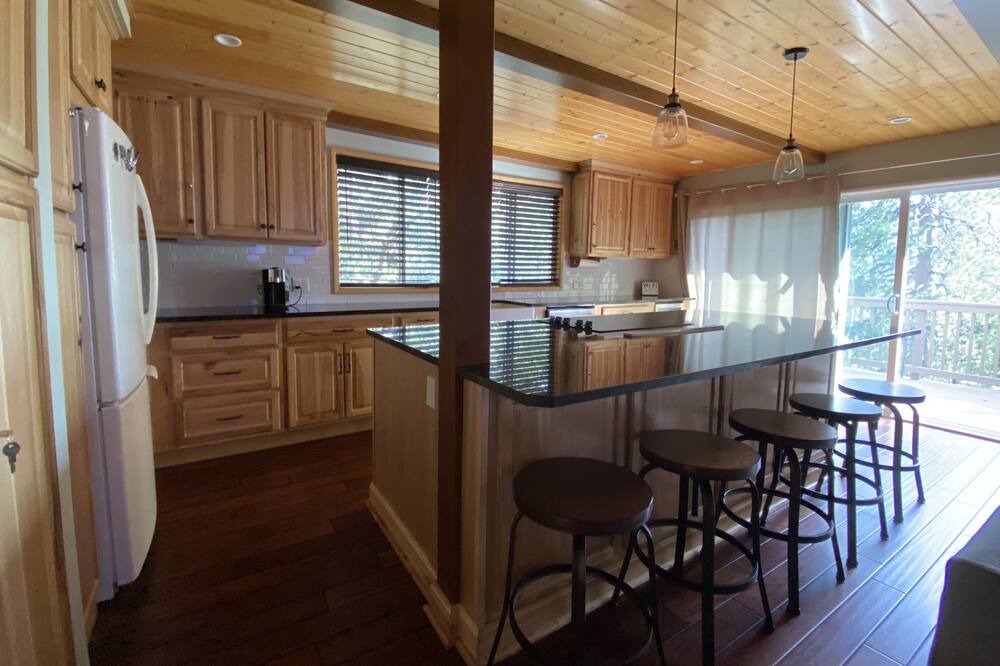Photo of Kitchen in Blue Jay