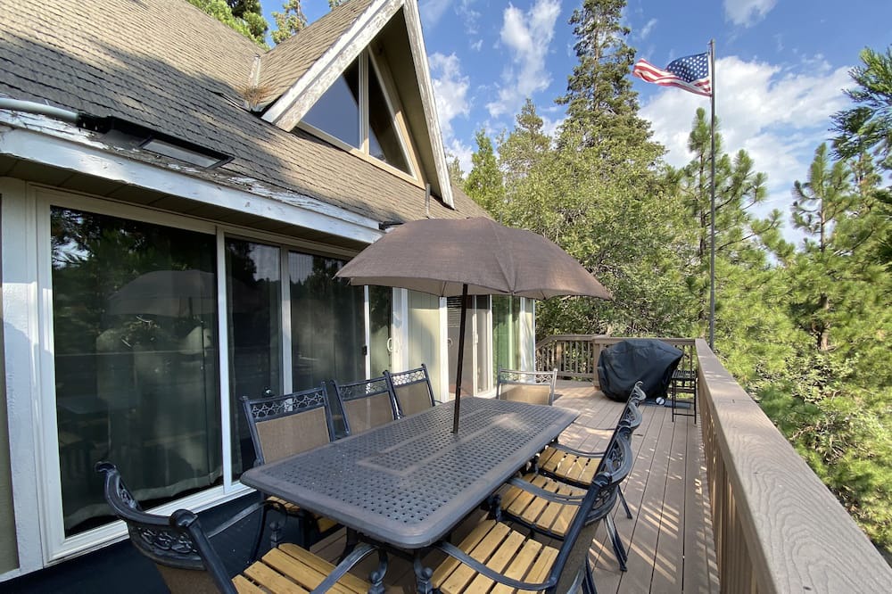 Photo of Patio Balcony in Blue Jay