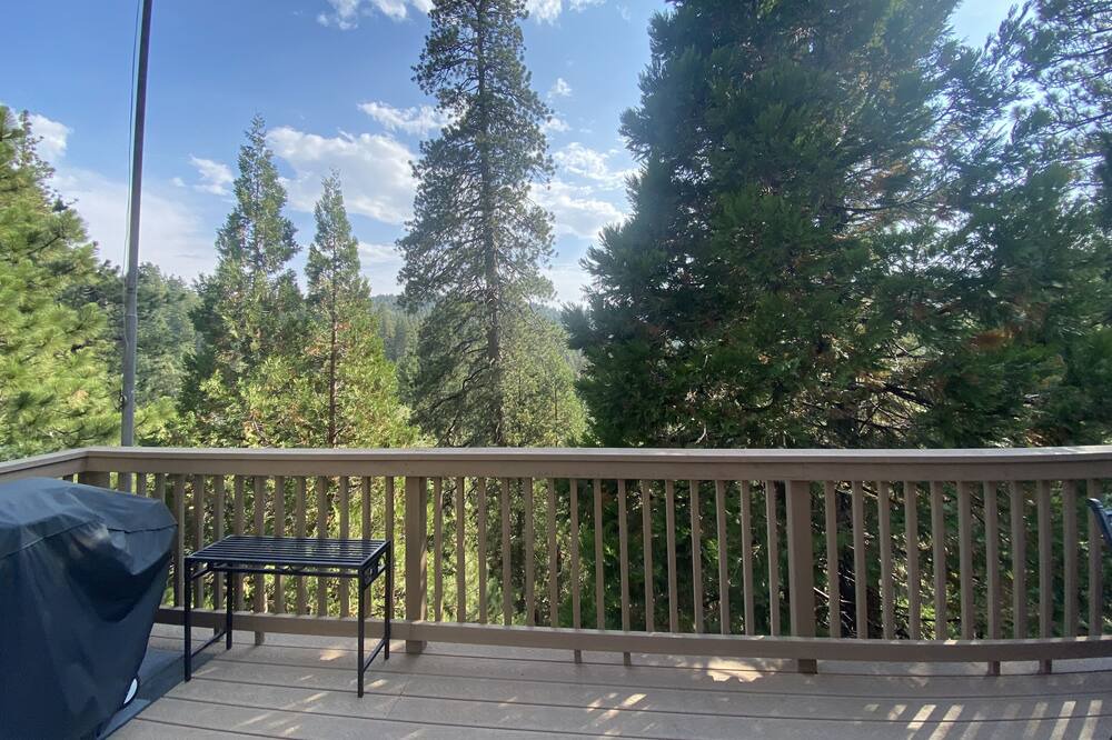 Photo of Patio Balcony in Blue Jay