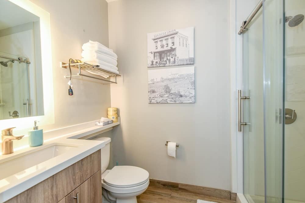 Photo of Bathroom in Midway District