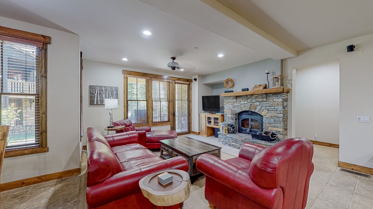 Photo of Livingroom in Mammoth Lakes
