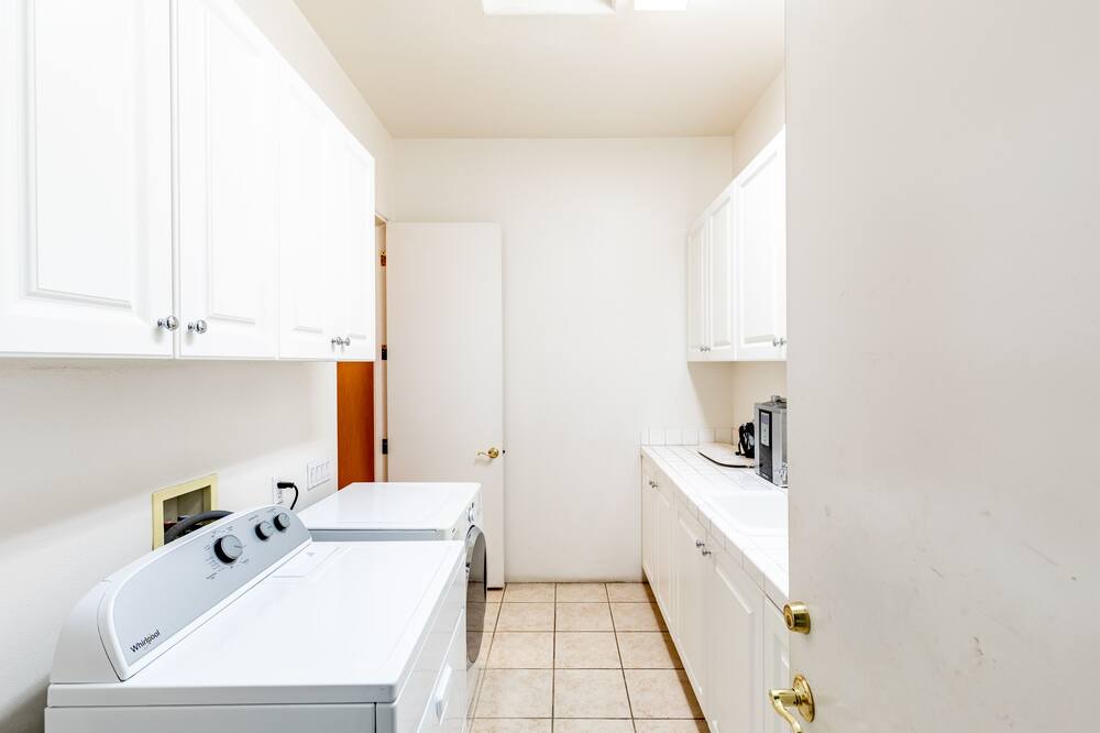 Photo of Bedroom in Araby Commons