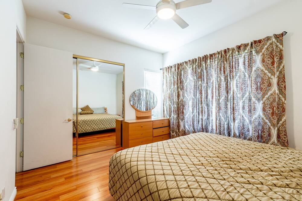 Photo of Bedroom in Araby Commons