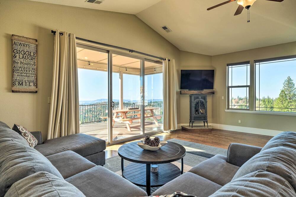 Photo of Bedroom in Forest Meadows