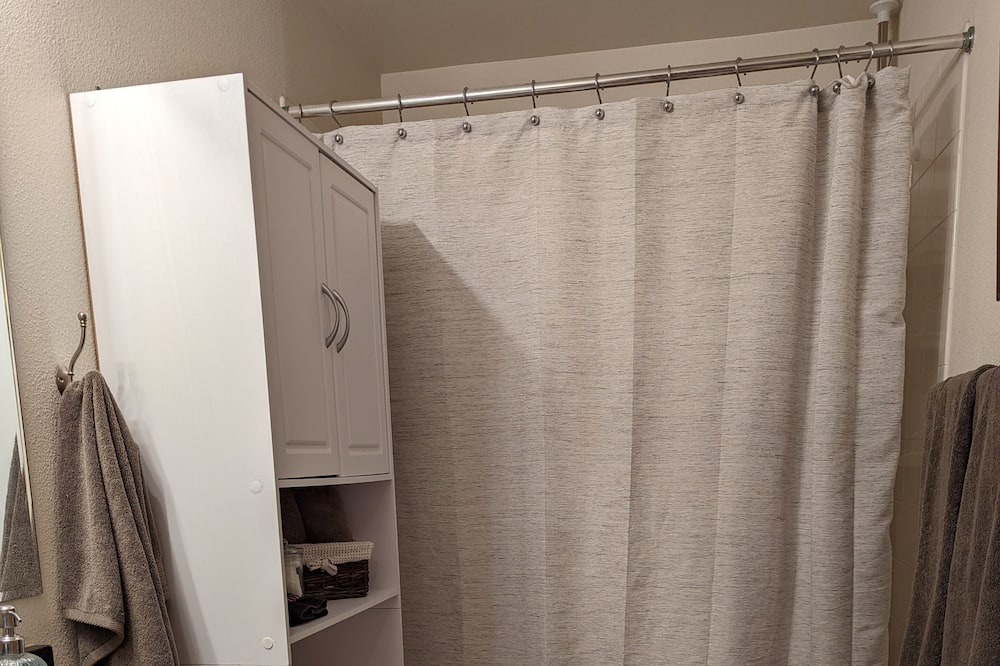 Photo of Bathroom in Old Town Chinatown