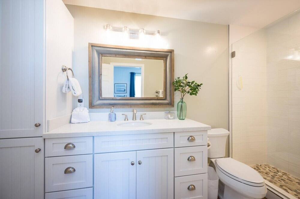 Photo of Bathroom in Grover Beach