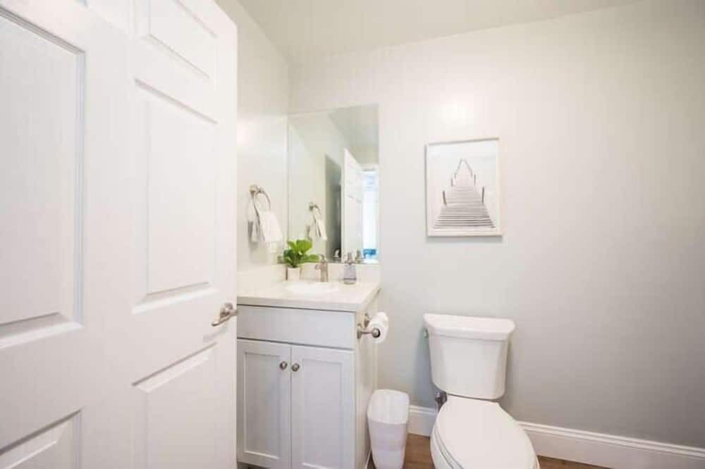 Photo of Bathroom in Grover Beach