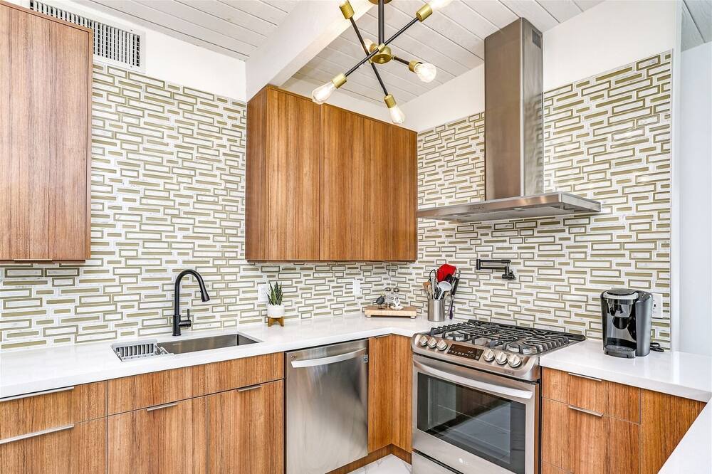 Photo of Kitchen in Magnesia Falls Cove