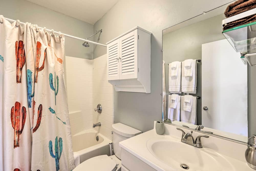 Photo of Bathroom in Paulden