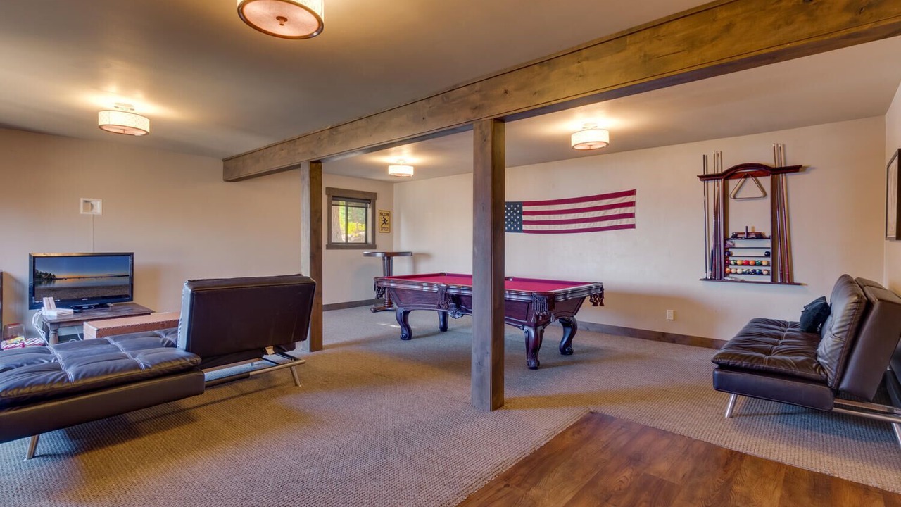 Photo of Livingroom in Tahoma