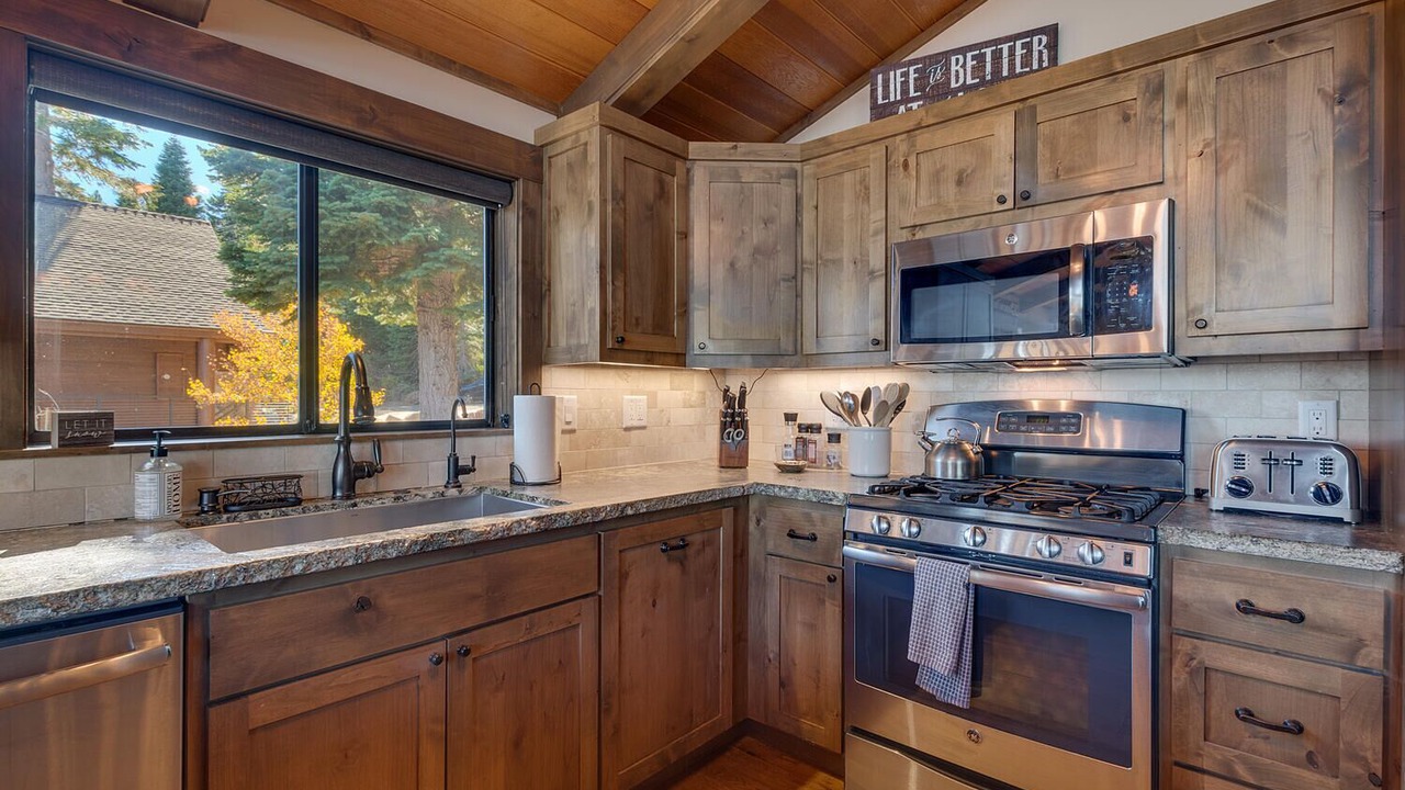 Photo of Kitchen in Tahoma