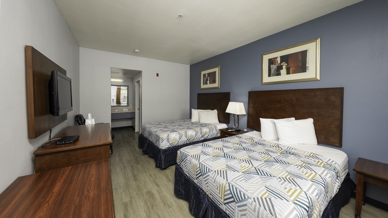 Photo of Bedroom in Ridgecrest