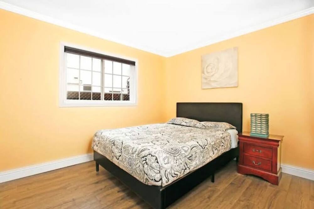Photo of Bedroom in Mission Valley