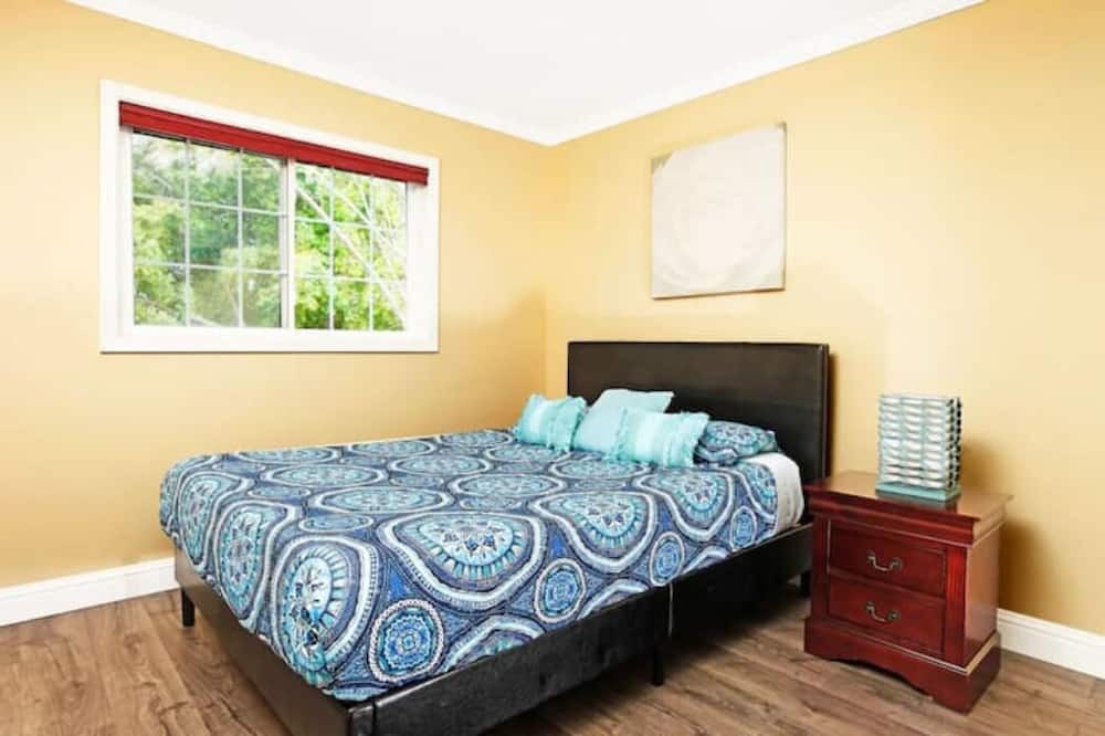 Photo of Bedroom in Mission Valley
