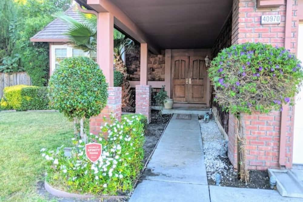 Photo of Outdoor in Mission Valley