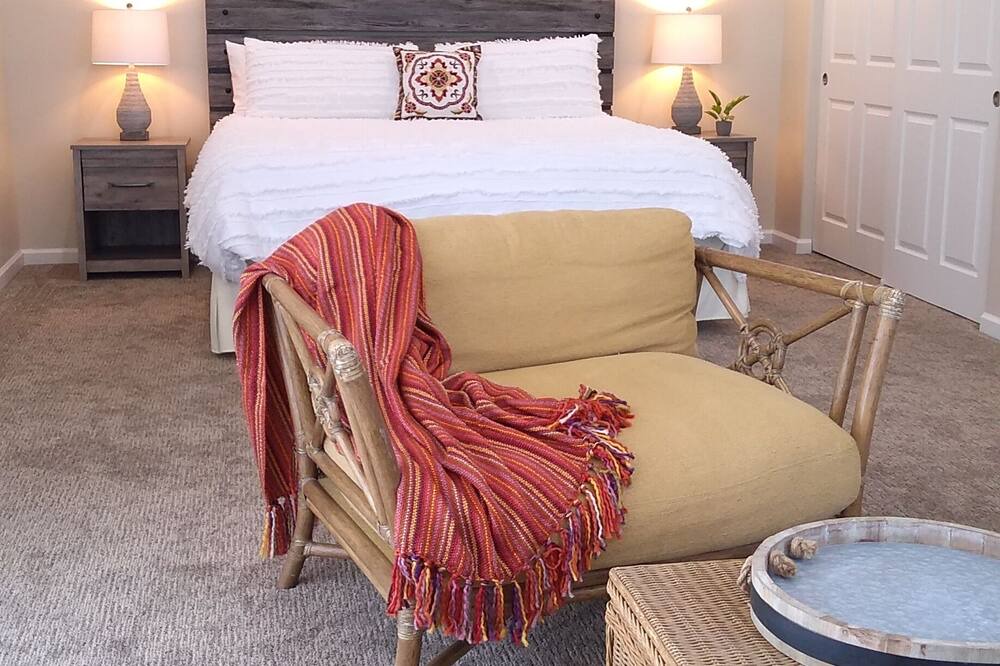 Photo of Bedroom in Kelseyville