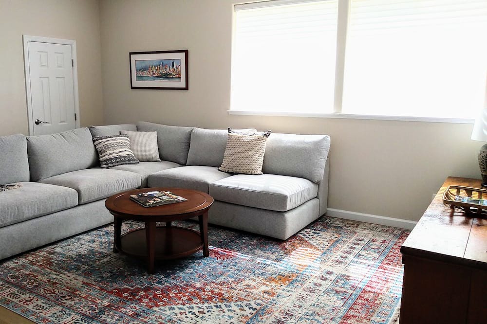 Photo of Livingroom in Kelseyville