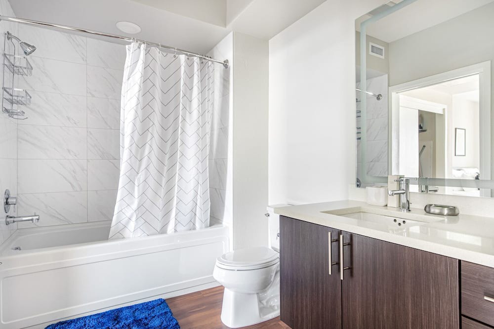 Photo of Bedroom in Shoreline West