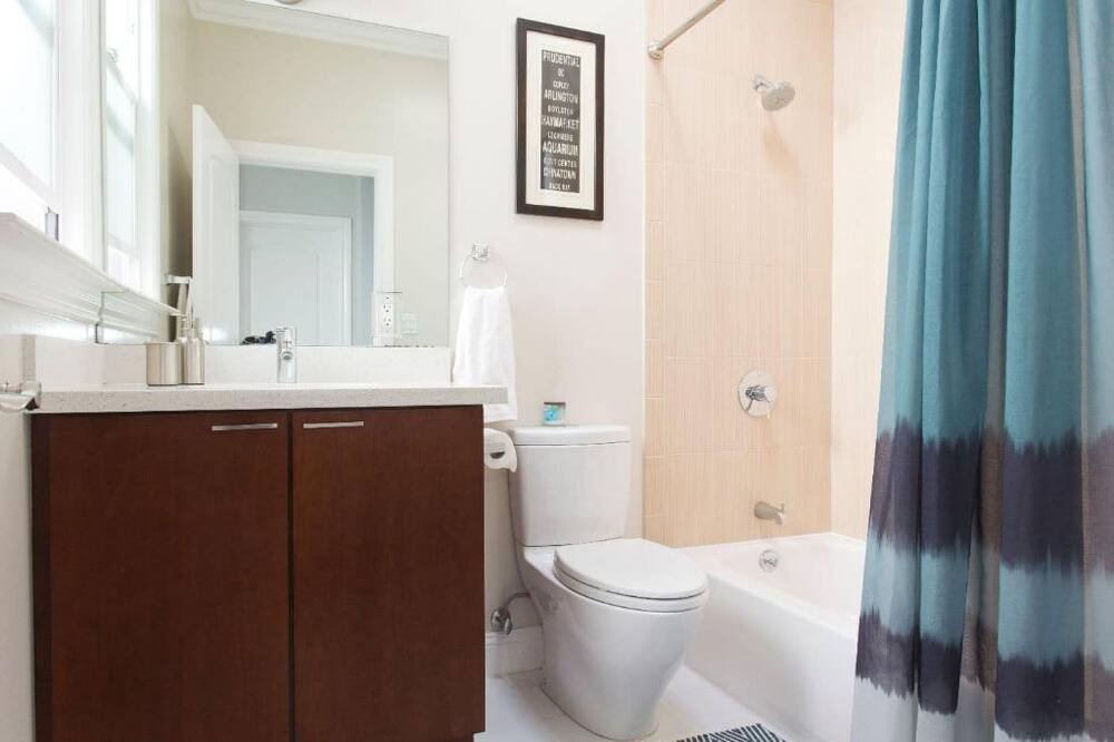 Photo of Bathroom in Nob Hill