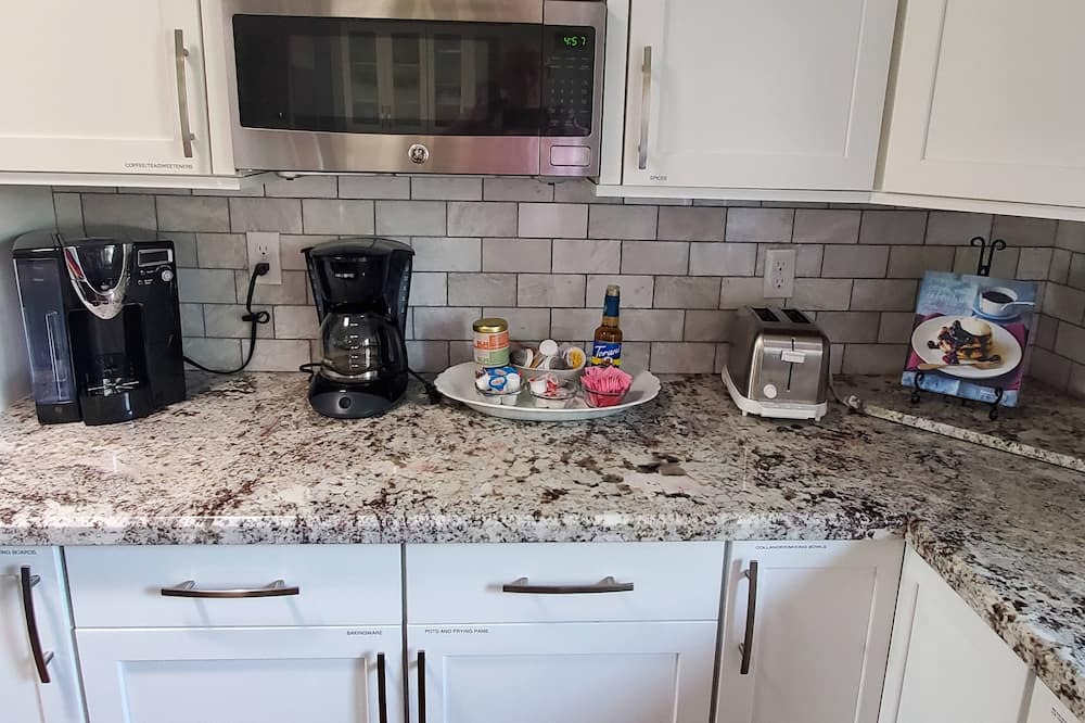 Photo of Kitchen in Paradise Valley Village