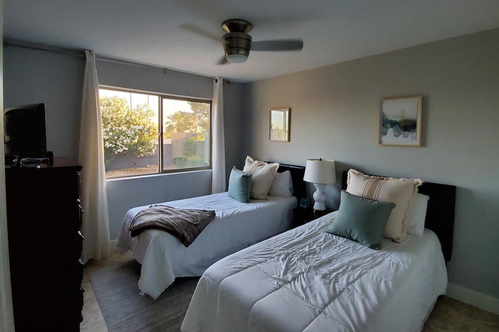 Photo of Bathroom in Paradise Valley Village