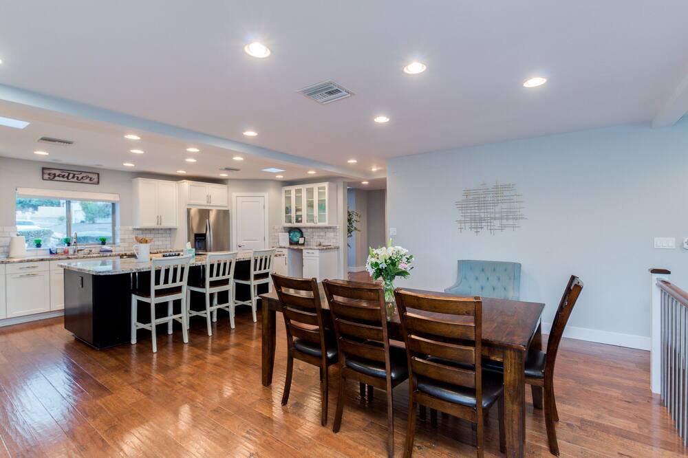 Photo of Kitchen in Paradise Valley Village