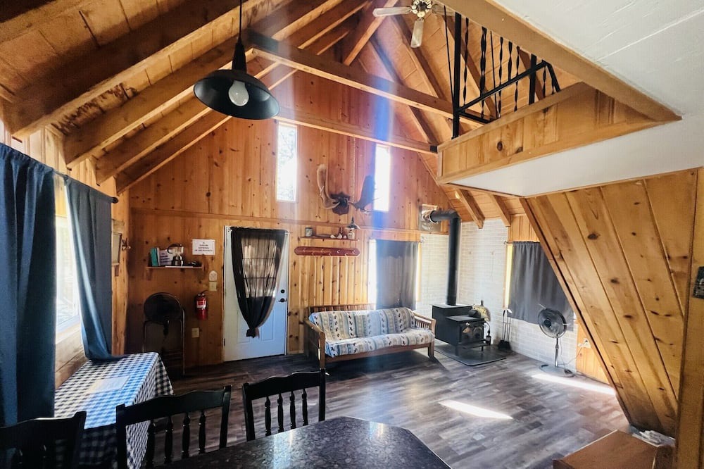 Photo of Livingroom in Gilchrist