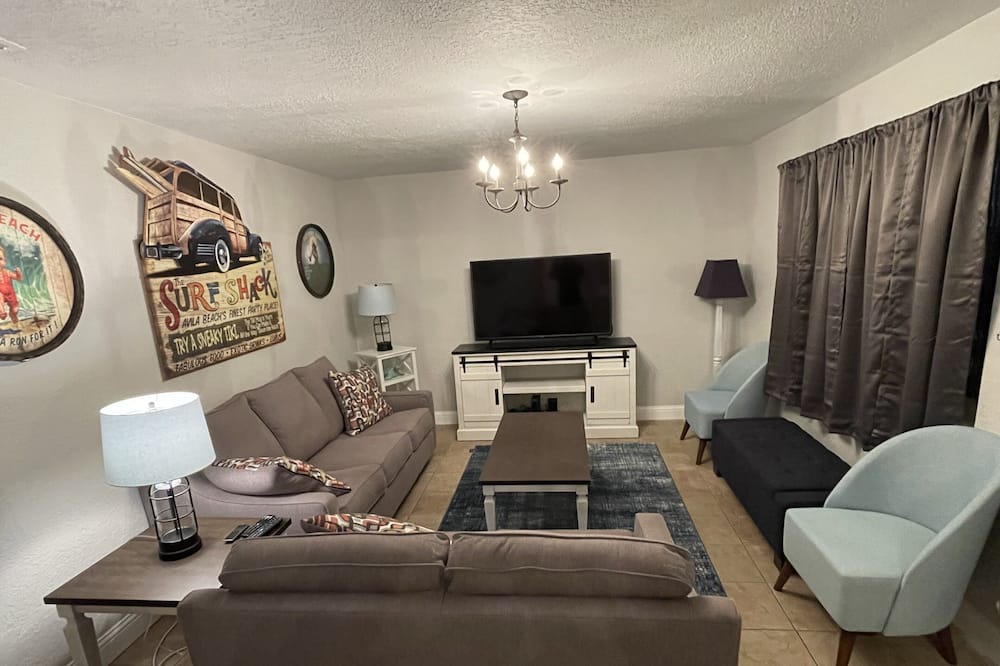 Photo of Livingroom in Grover Beach