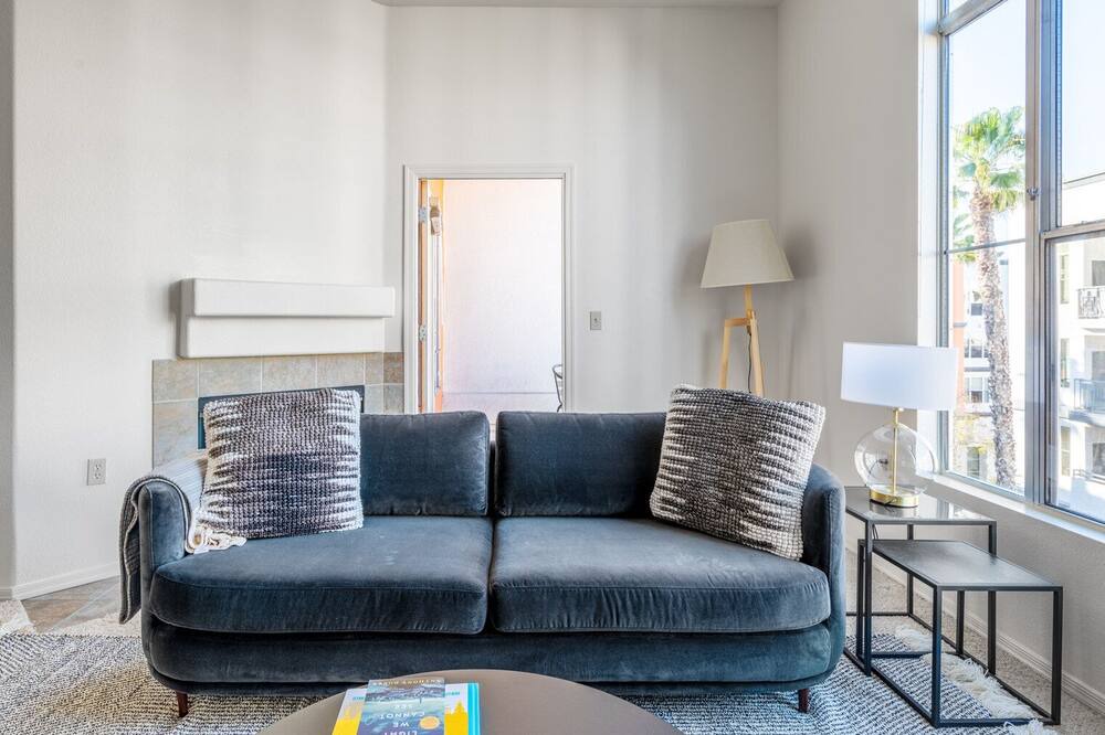 Photo of Livingroom in Central District