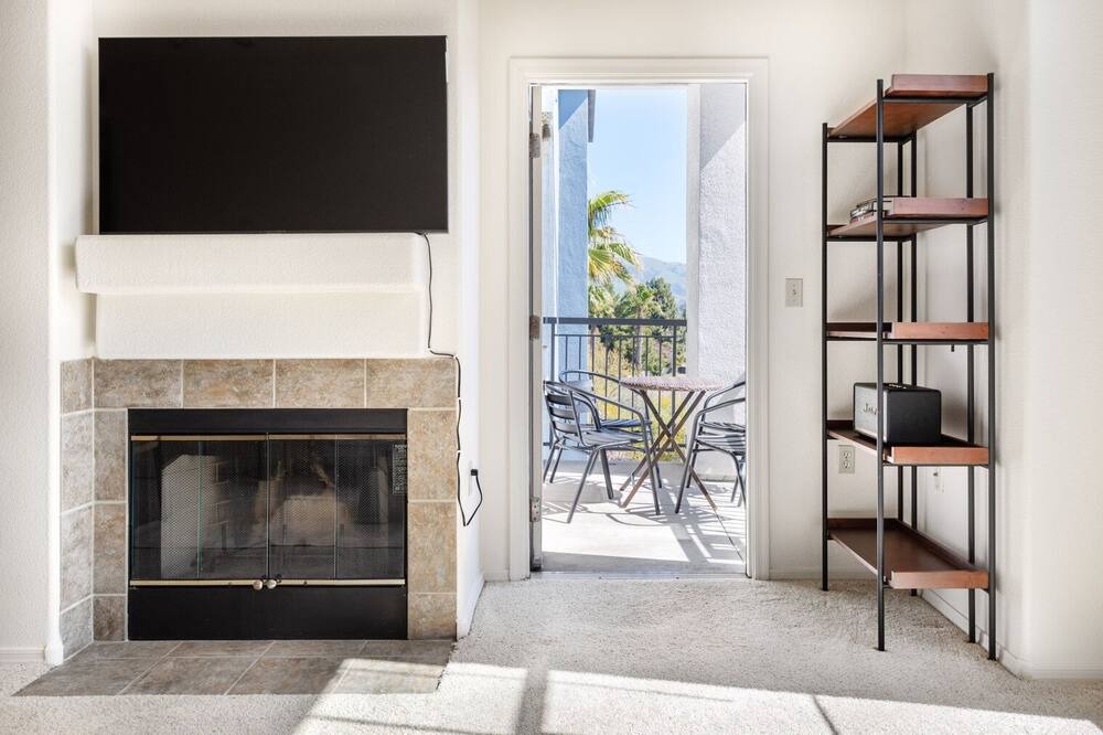 Photo of Livingroom in Central District