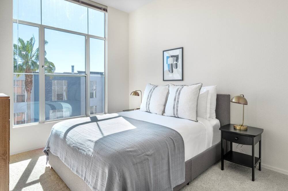 Photo of Bedroom in Central District