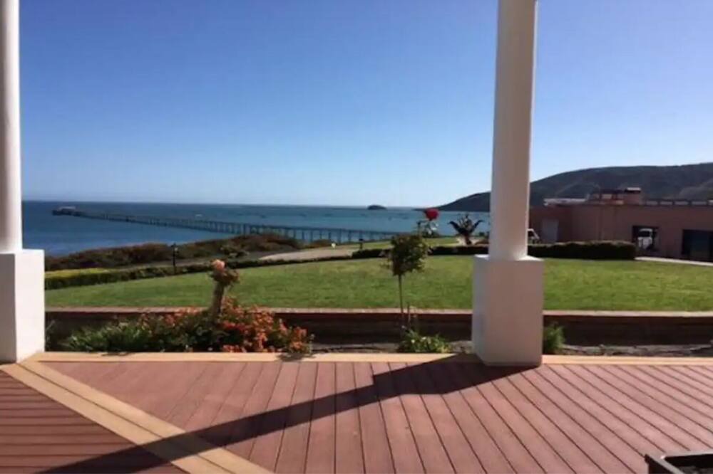 Photo of Patio Balcony in Avila Beach