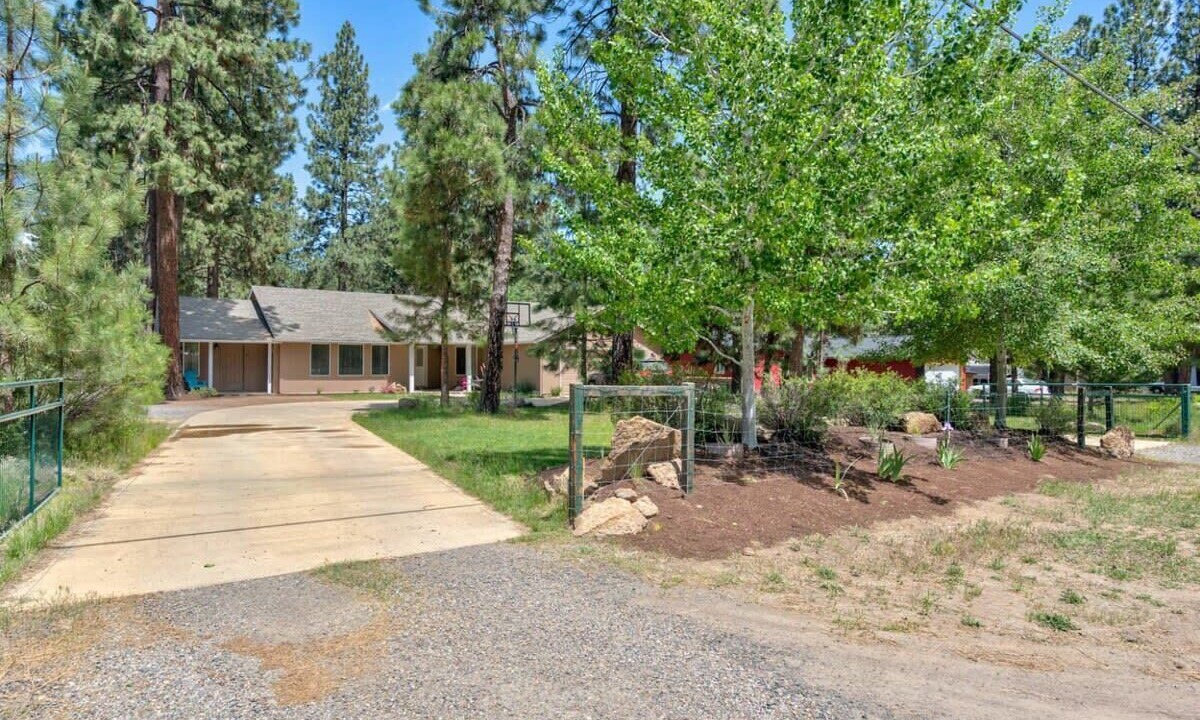 Photo of Outdoor in Deschutes River Woods