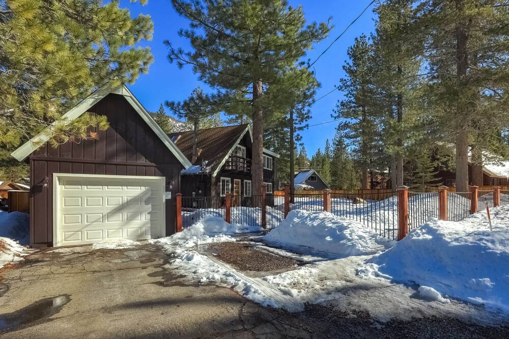 Photo of Outdoor in Christmas Valley