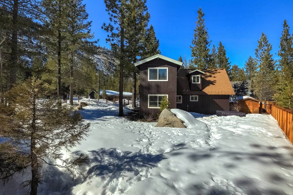 Photo of Outdoor in Christmas Valley